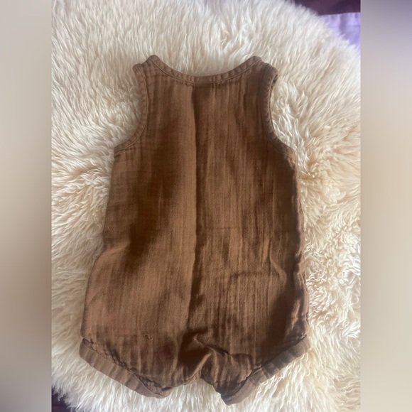 Camel Summer Romper - Picture 2 of 4